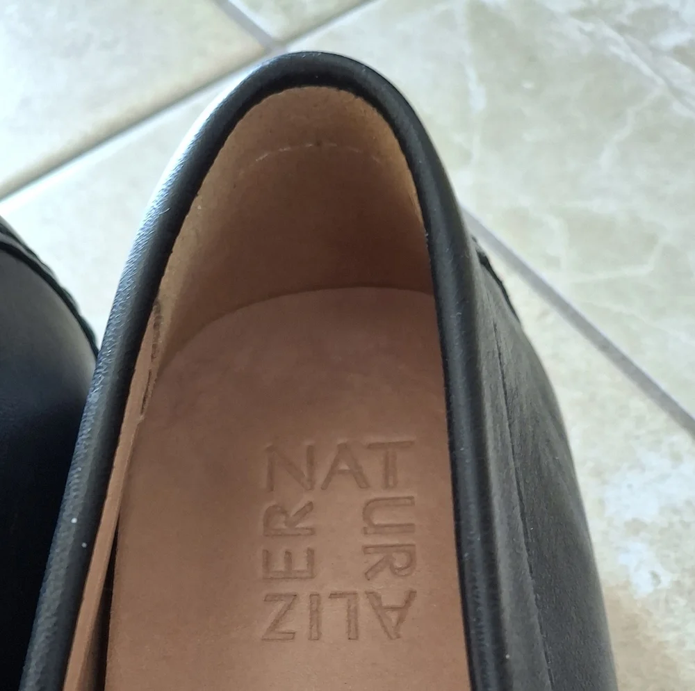 Naturalizer Natasha Black Leather Penny Loafers 8.5W - Picture 3 of 6